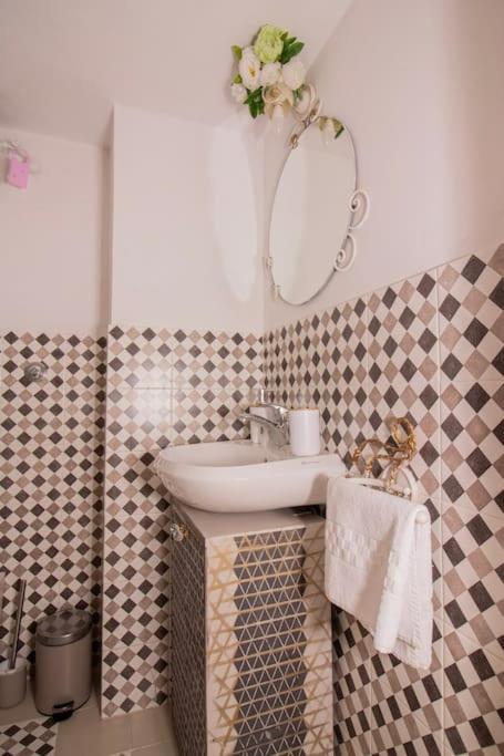 Unyca - Casa Isabelle Apartment ฟลอเรนซ์ ภายนอก รูปภาพ